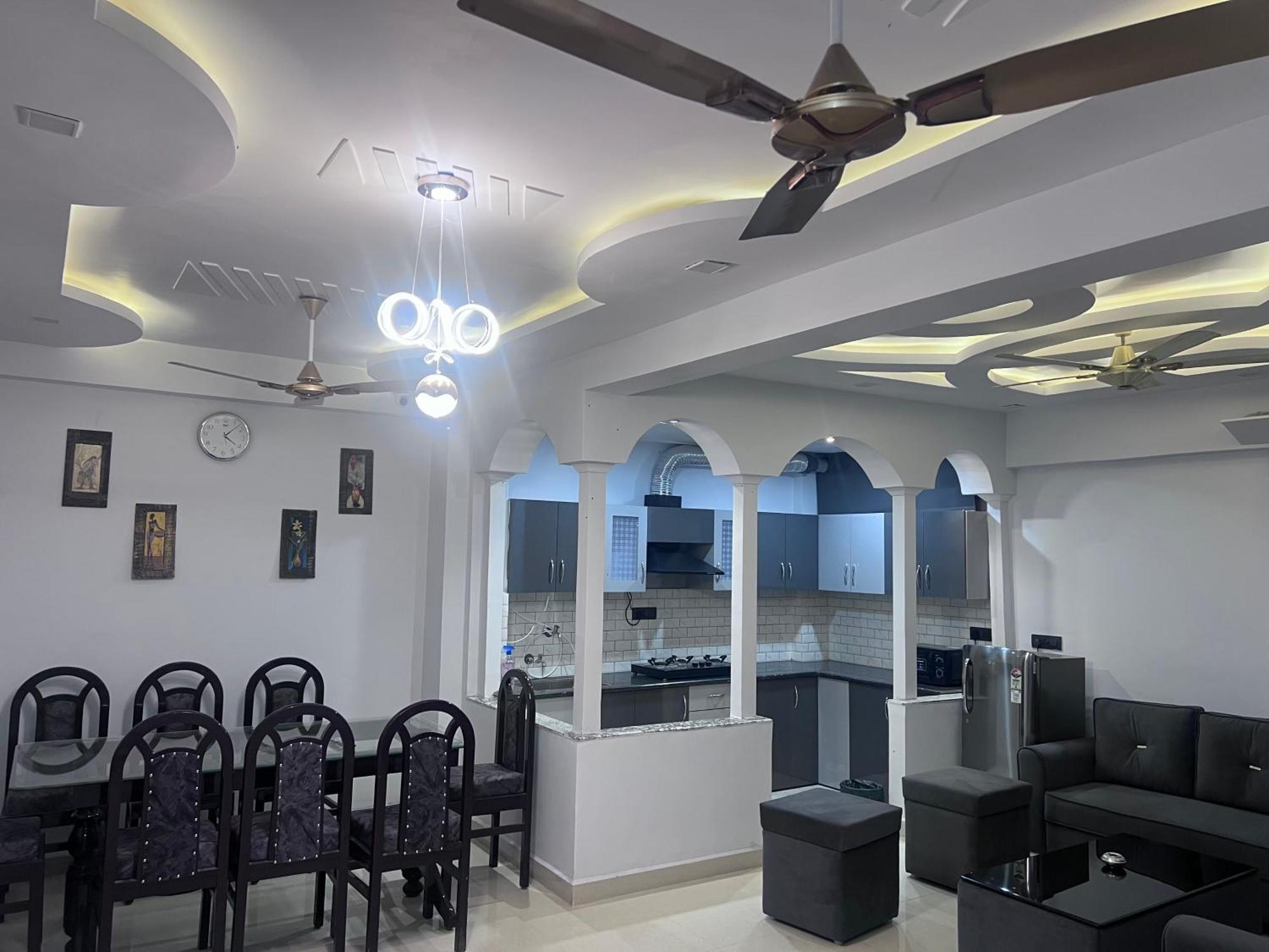 J K Apartment Allāhābād Junction Buitenkant foto