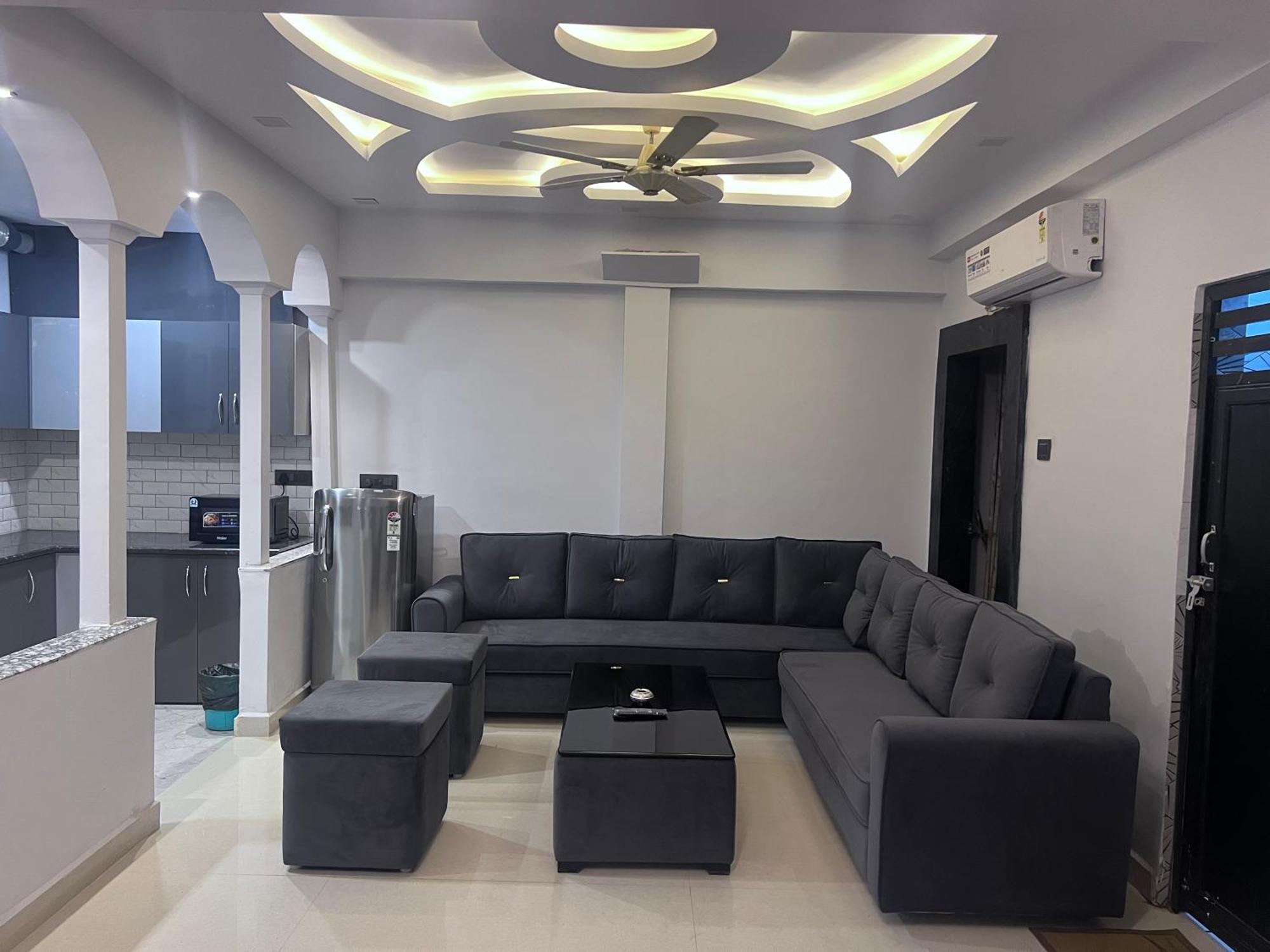 J K Apartment Allāhābād Junction Buitenkant foto